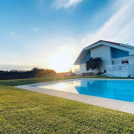 Front With Heated Pool - Sea La Vie Nyaraló Fão
