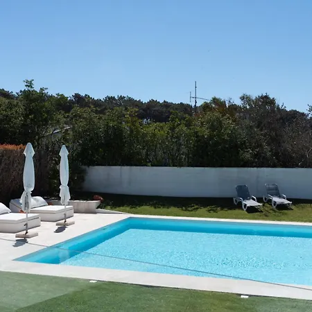 Nyaraló Front With Heated Pool - Sea La Vie Fão