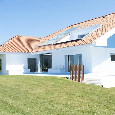 Casa de Férias Front With Heated Pool - Sea La Vie