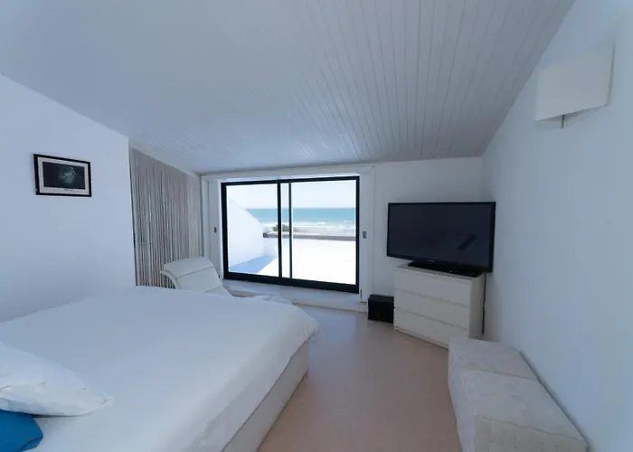 Front With Heated Pool - Sea La Vie 度假居 Fão